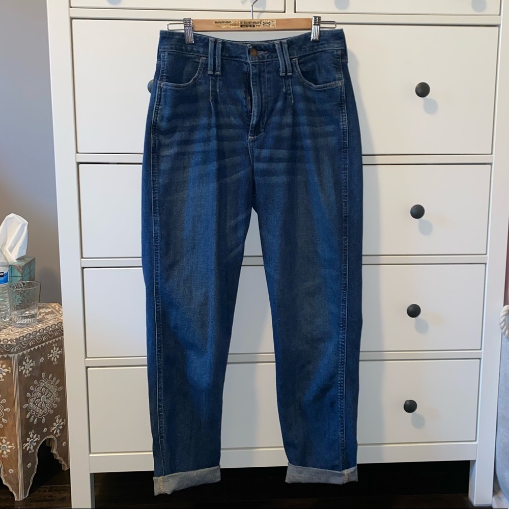 Hollister high rise mom jeans